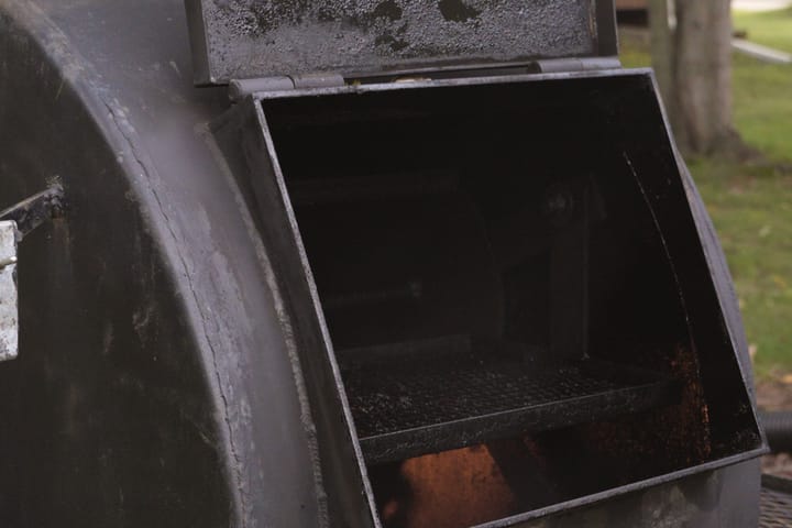 The smoker door open